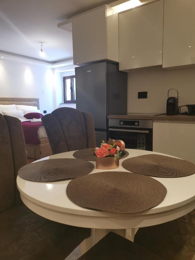 I&G Apartments โกตอร์ ภายนอก รูปภาพ